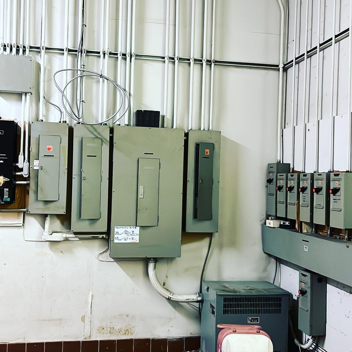 Tec electrical photo 4